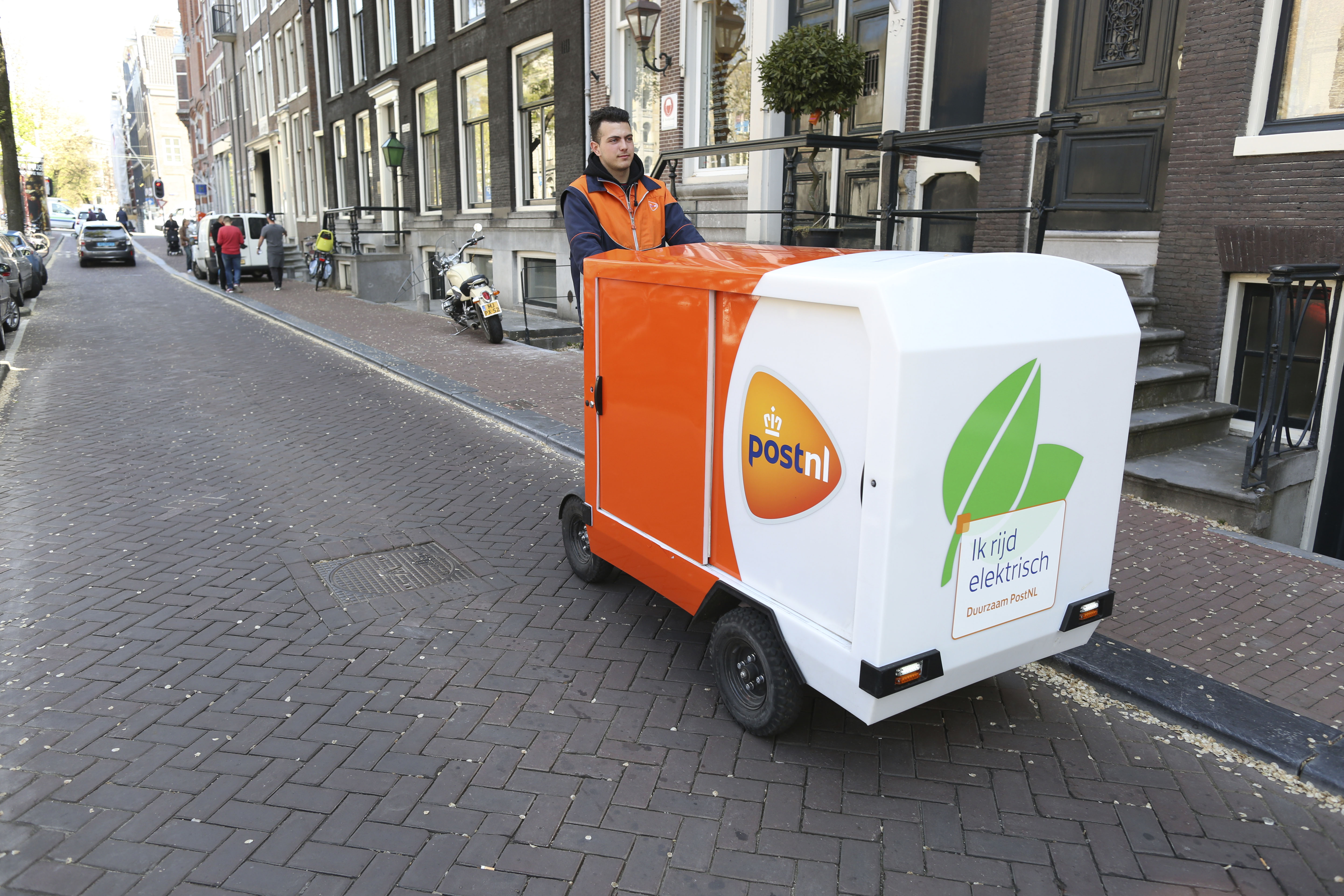 PostNL introduceert e-bakbike
