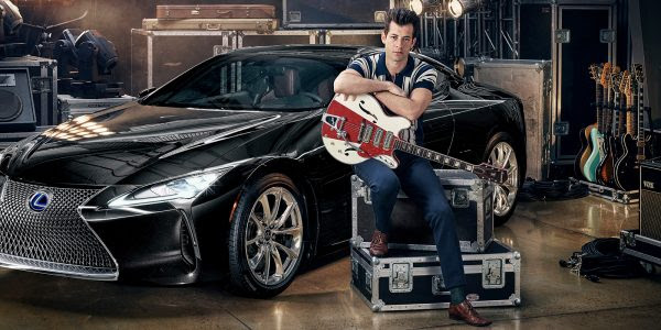 Lexus strikt Mark Ronson