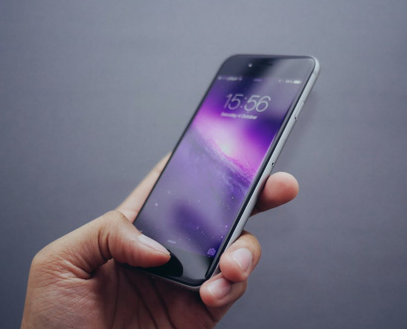 Apple stapt over op gezicht- en iris scanner