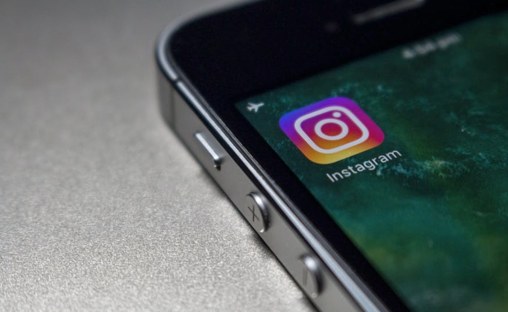 Werkgevers mogen social accounts niet zonder reden doorlichten