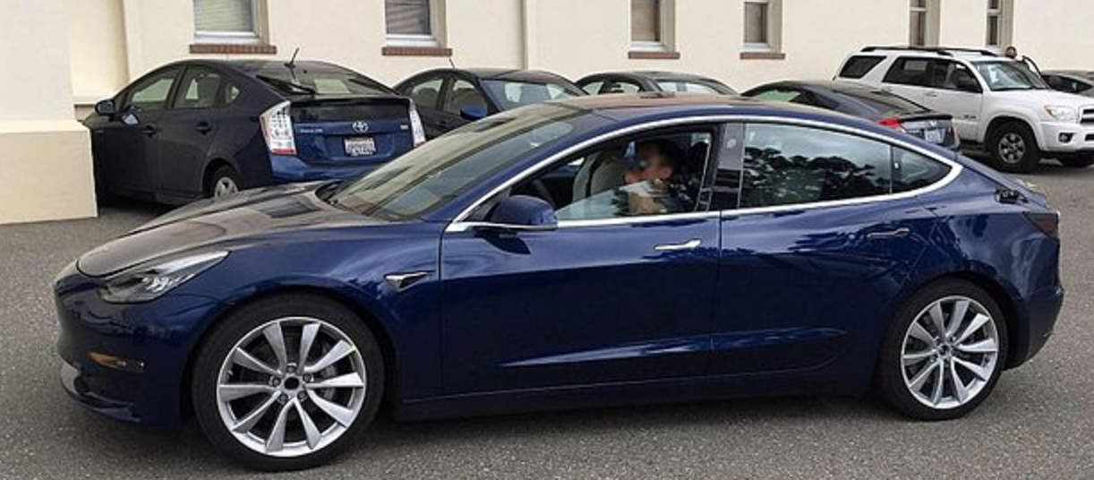 Investeerders duiken massaal op investeringsronde Tesla