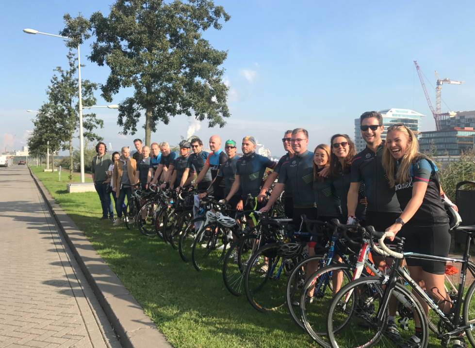 Dentsu Aegis Network, BrandDeli en Sanoma fietsen voor het goede doel