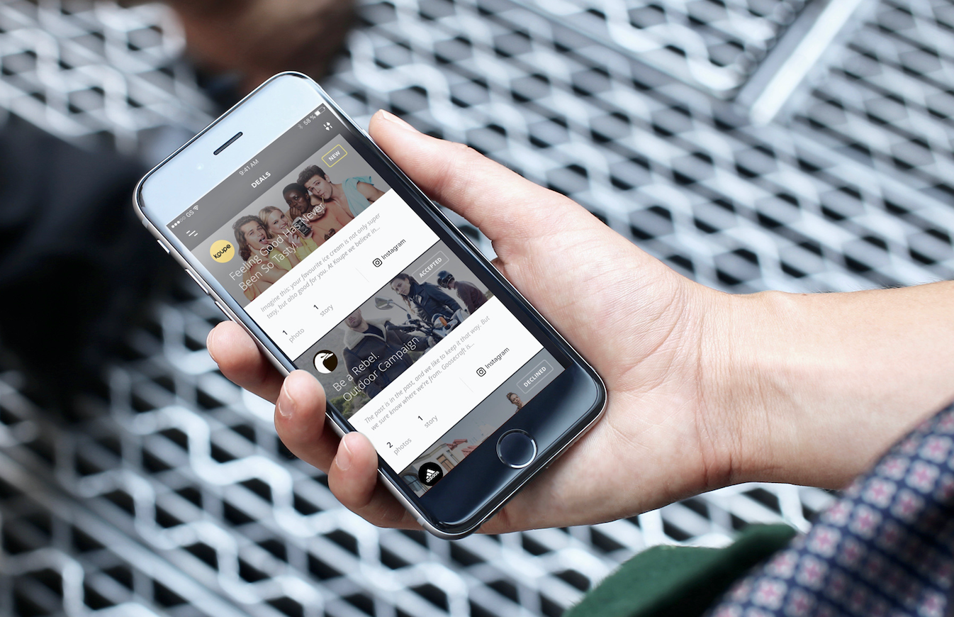 Influencer marketing platform met on-the-go app Voicey live