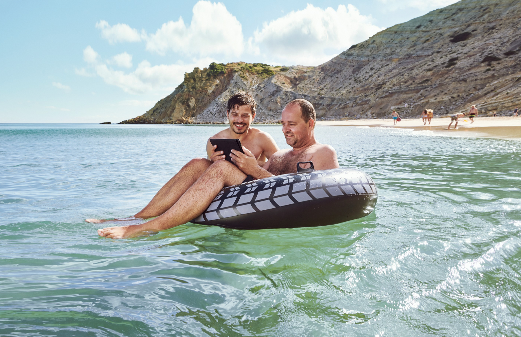 De Buurmannen van Ziggo nemen tv mee op vakantie