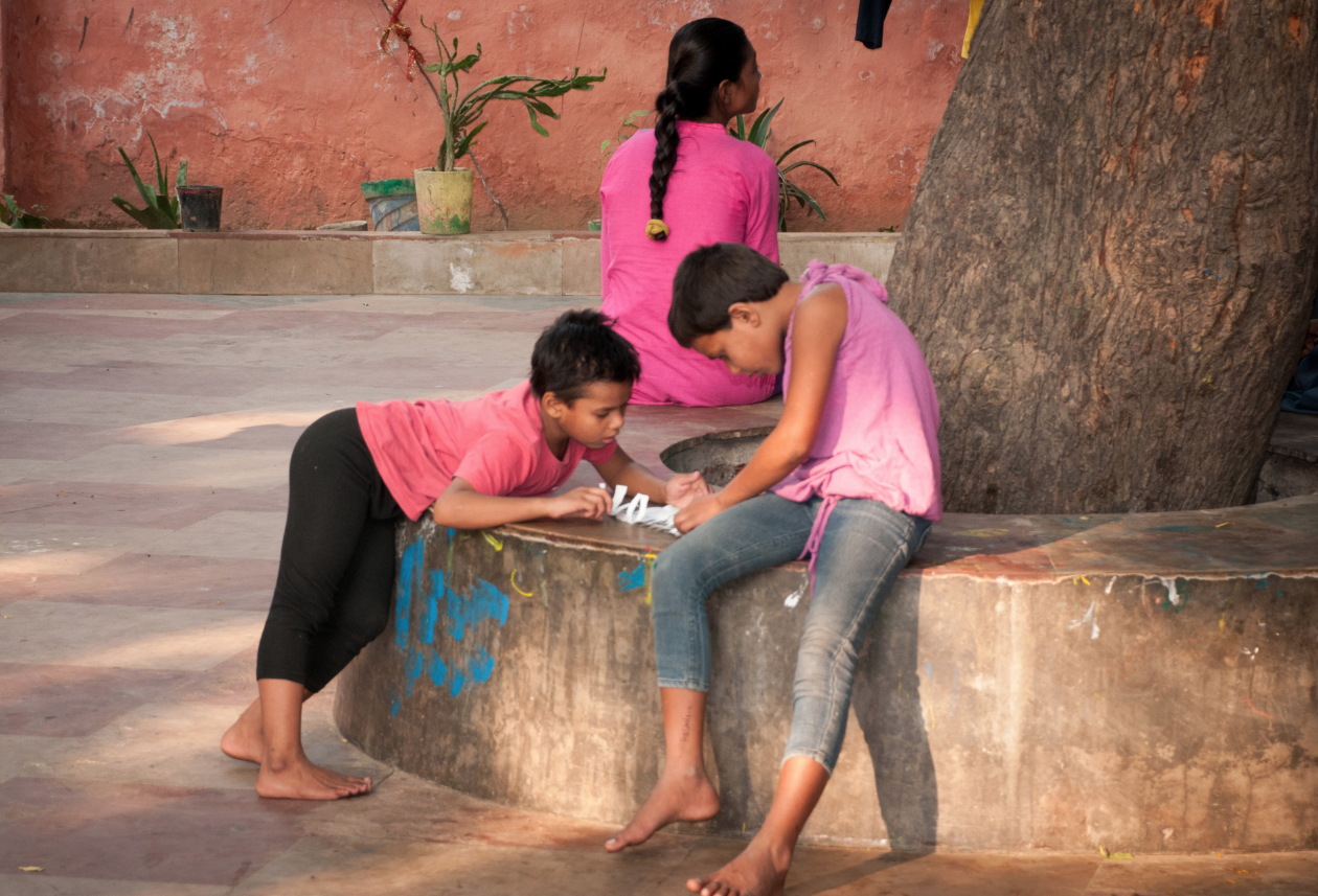 Roamler en Net4kids bieden straatmeisjes in India een toekomst