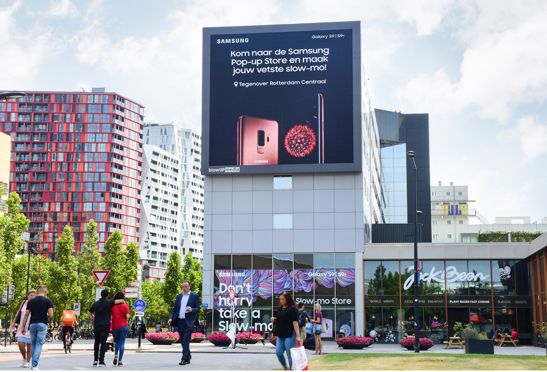 blowUP media lanceert popUP store