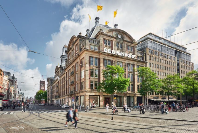 AKO gaat boekenafdelingen Bijenkorf doen