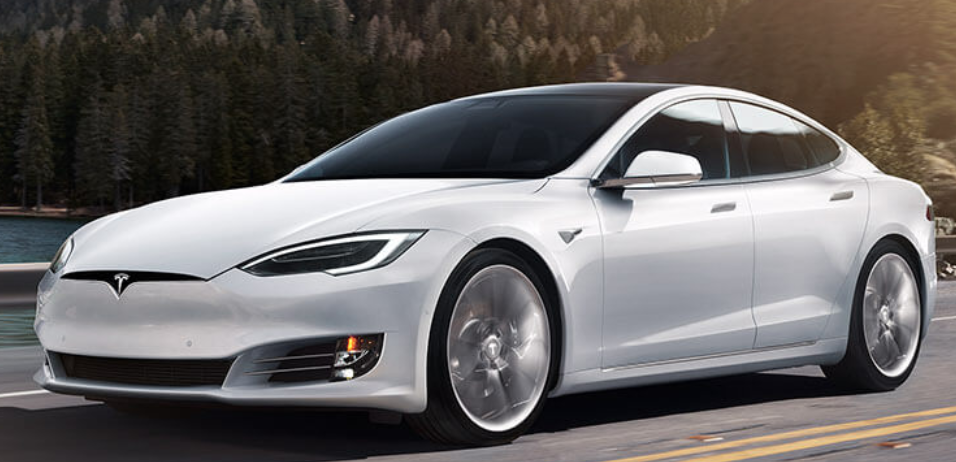 Tesla bouwt mogelijk 'gigafactory' in Duitsland of Nederland