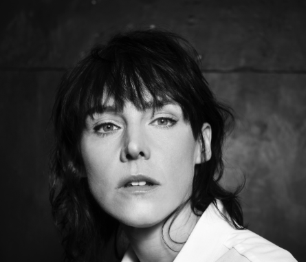 Wende Snijders ontvangt Sylvia Kristel Award