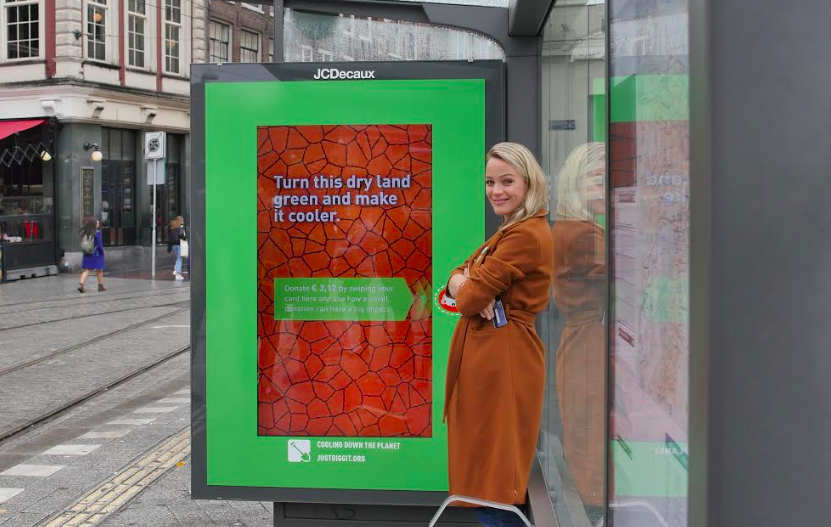 Doneren via abri met JCDecaux