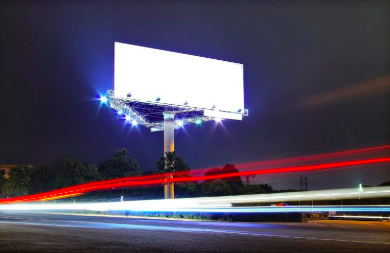 325 citydisplays voor Hoffman Outdoor Media