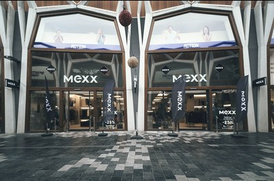 Modeketen MEXX maakt comeback