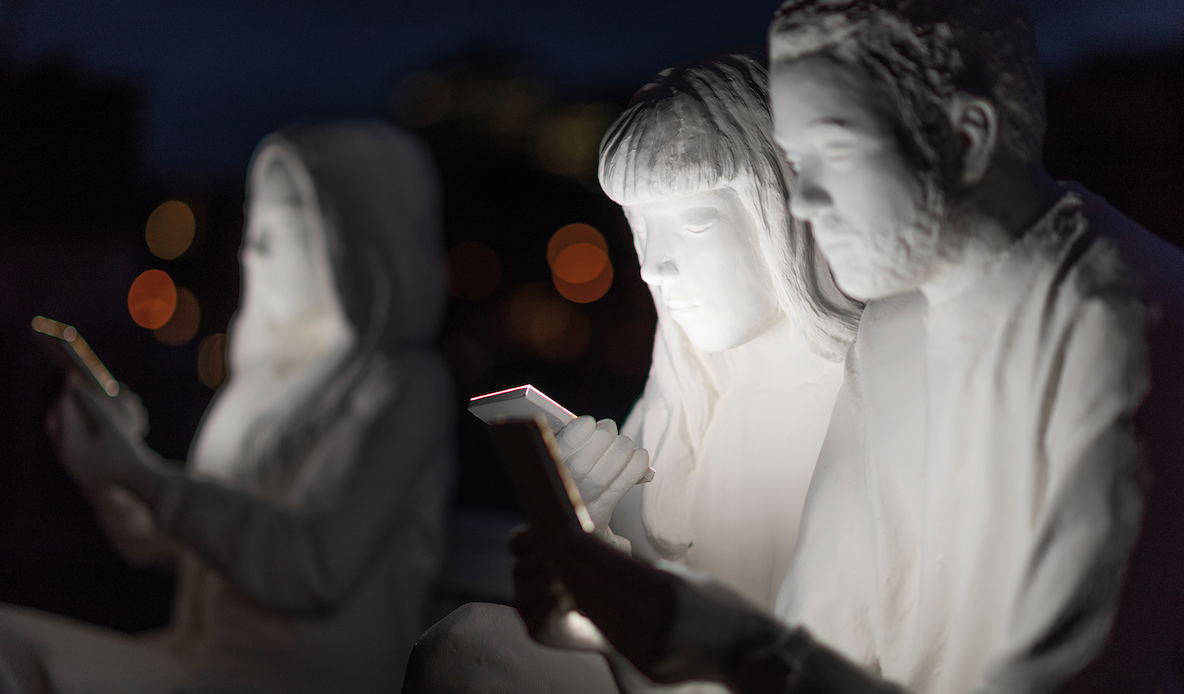 'Absorbed by Light' confronteert smartphone generatie