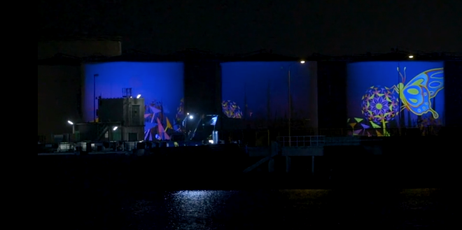 Shell zet nieuwe fabriek in schijnwerpers met lichtshow