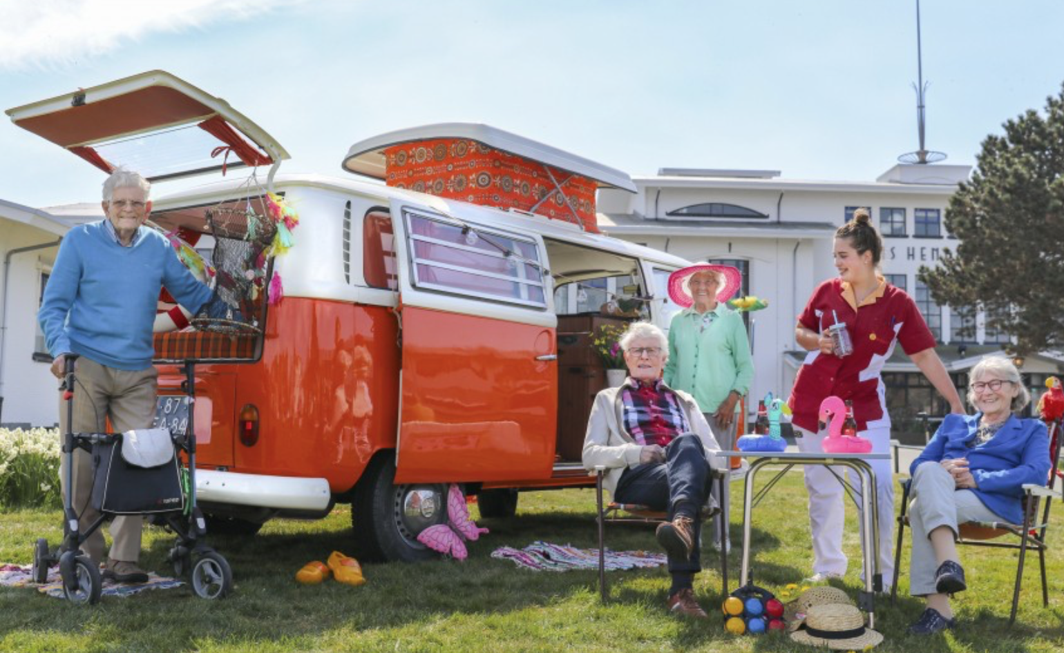 Studenten lopen warm voor 'all-inclusive' vakantiebaan