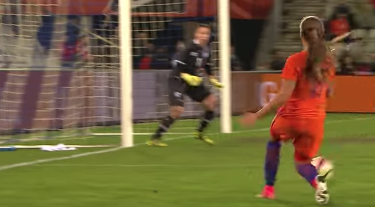Meer reclamegeld voor Publieke Omroep dankzij Oranjevrouwen