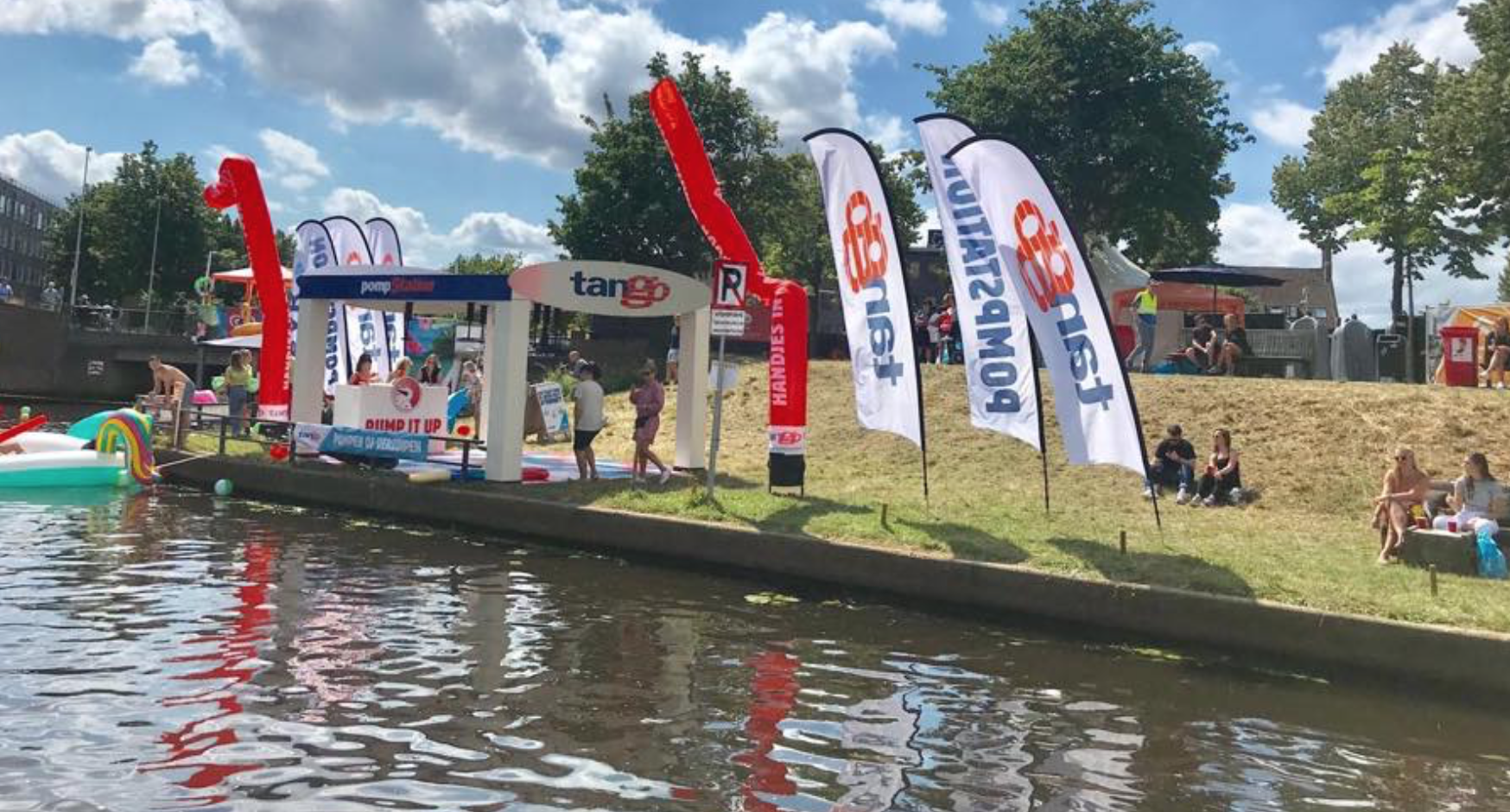 Tango Pompstations voert campagne met gratis lucht