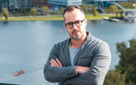Tolga Büyükdoganay Executive Creative Director bij Ogilvy Social.Lab