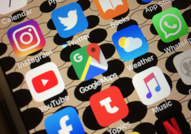 Gebruik social media daalt, maar Instagram groeit wel
