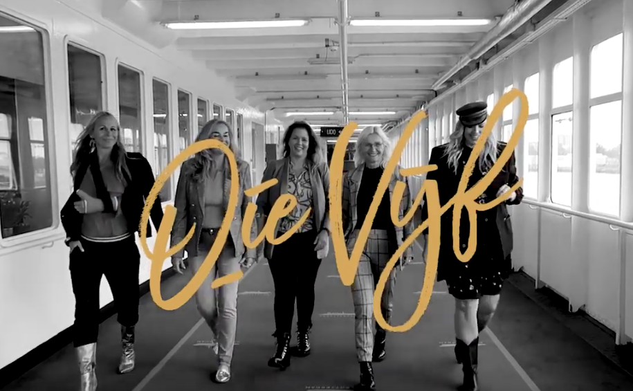 De nieuwe generatie vloggers is de veertig+ vrouw