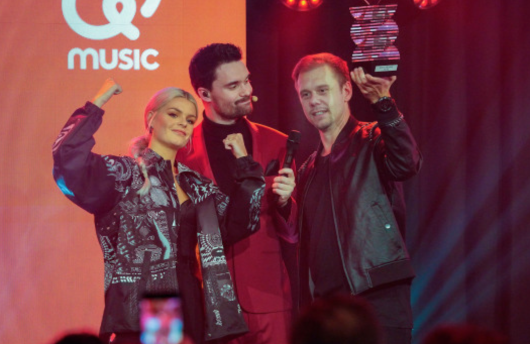 Davina Michelle en Armin van Buuren grote winnaars Top 40 Awards
