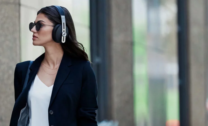 The Social Club werkt voor Sennheiser global