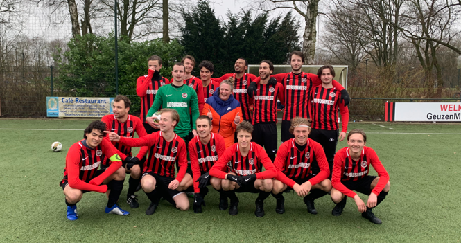 ADBUSINESS Amsterdam nieuwe shirtsponsor van Geuzenmiddenmeer