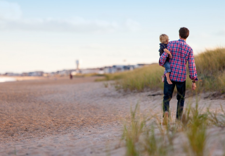 Kwart werkenden wil meer vakantiedagen voor collega’s met kinderen