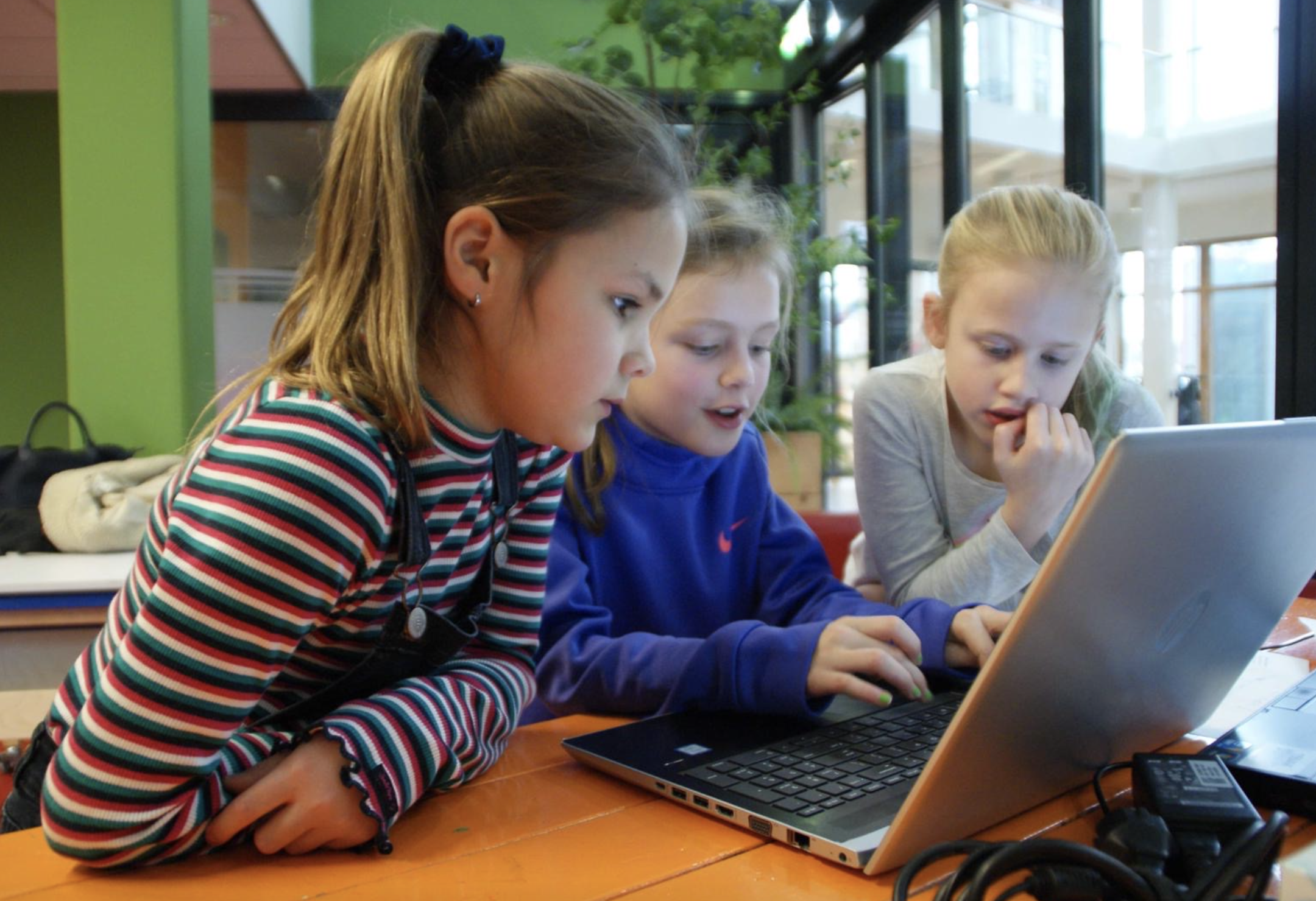 Kinderen werken mee aan ontwikkeling chatbot voor ouders
