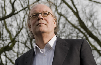 Reorganisaties maakten het omroepbestel stuk volgens Ton Verlind