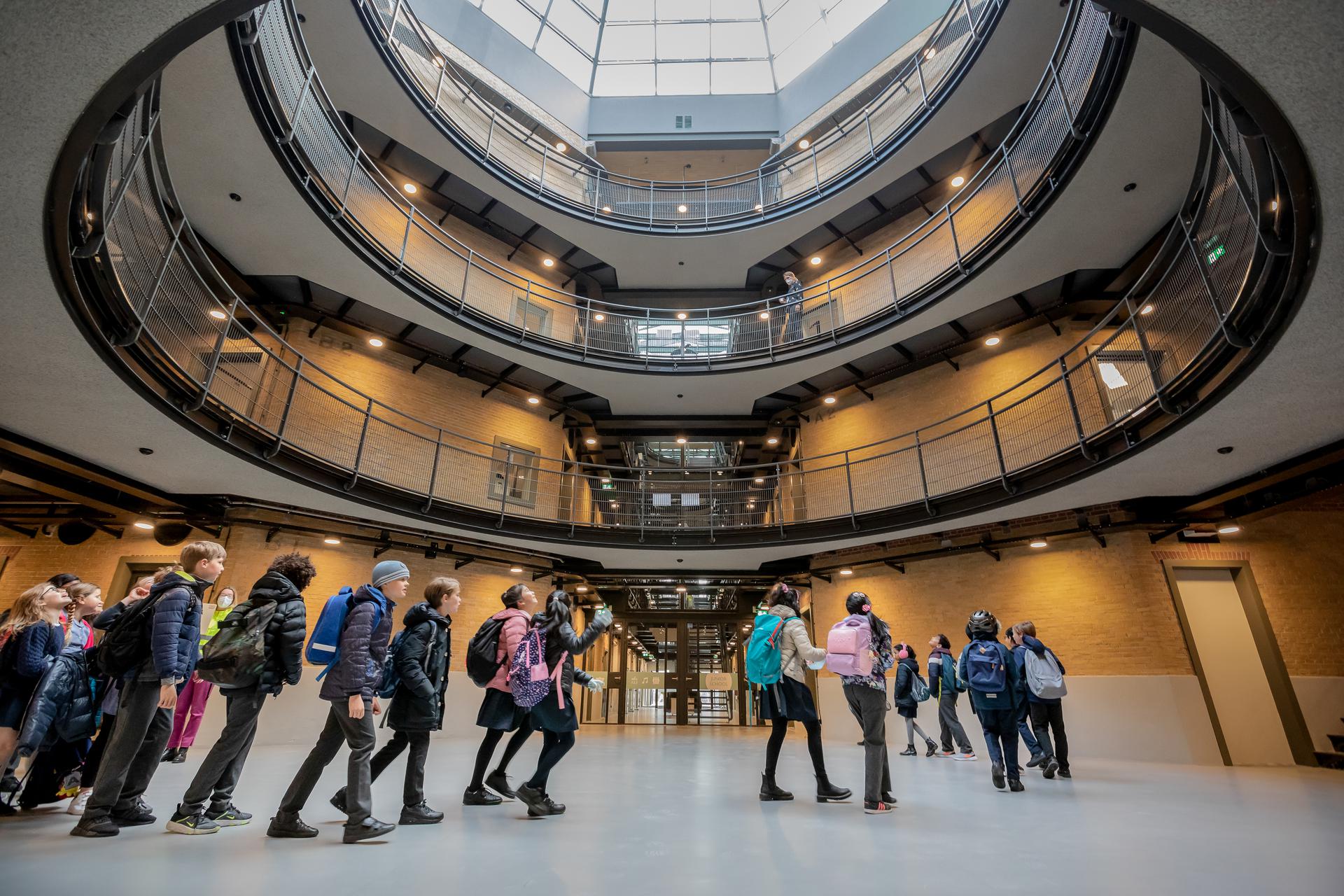 NewsLab doet PR voor Goudwisselkantoor en The British School of Amsterdam