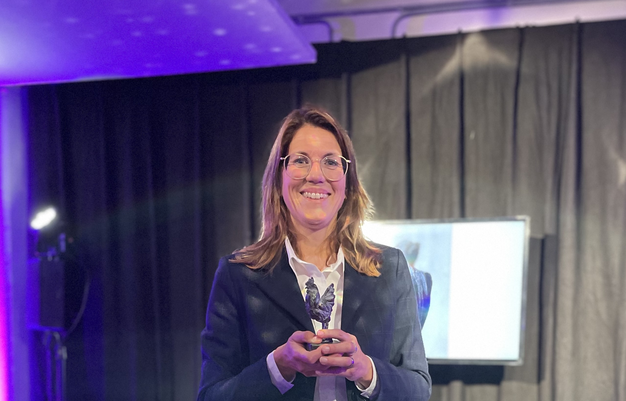 Mary Hoogerbrugge wint oeuvreprijs Coq de Grand Honneur bij Hanendiner