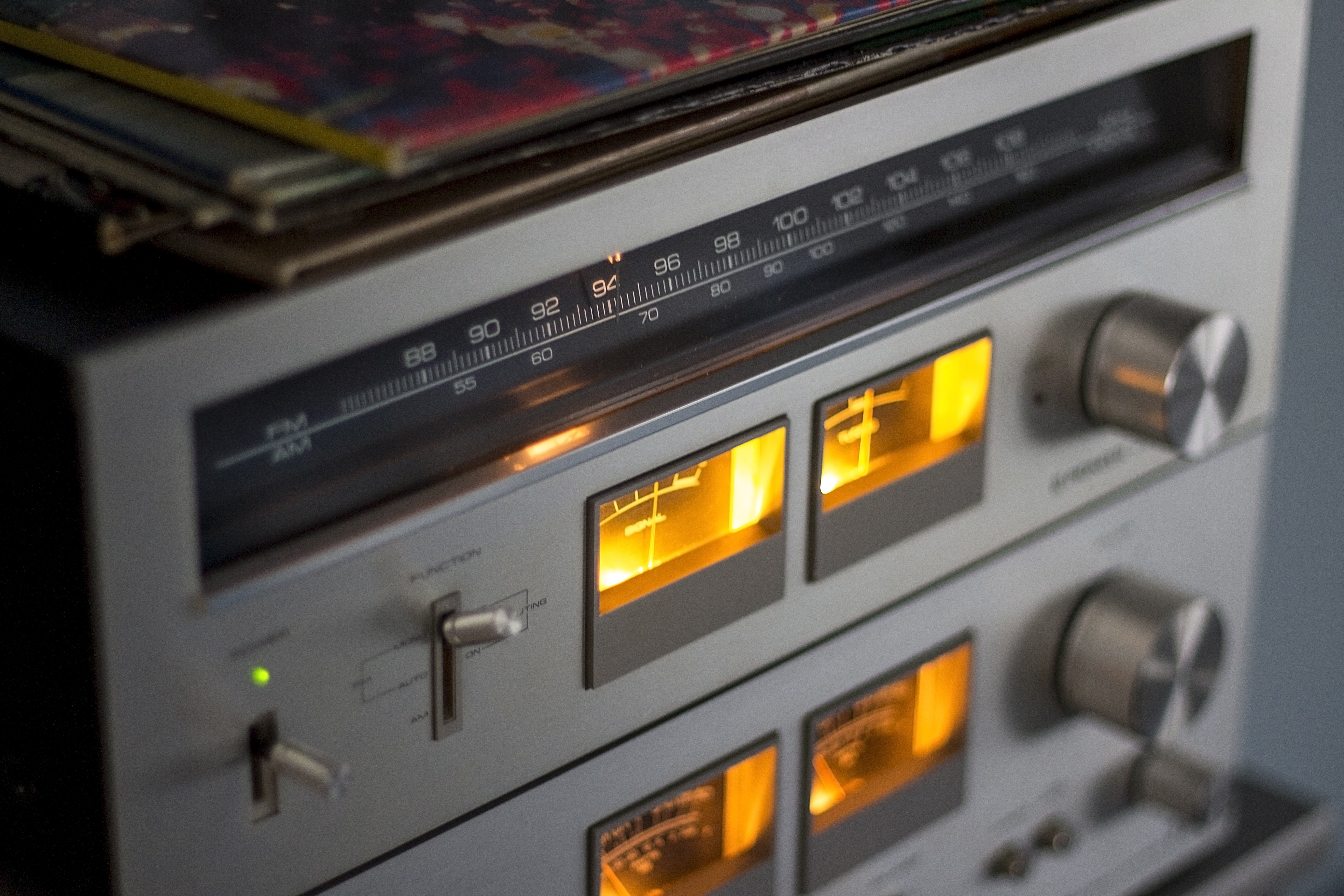 Radio onderzoek Motivaction: radio nog springlevend