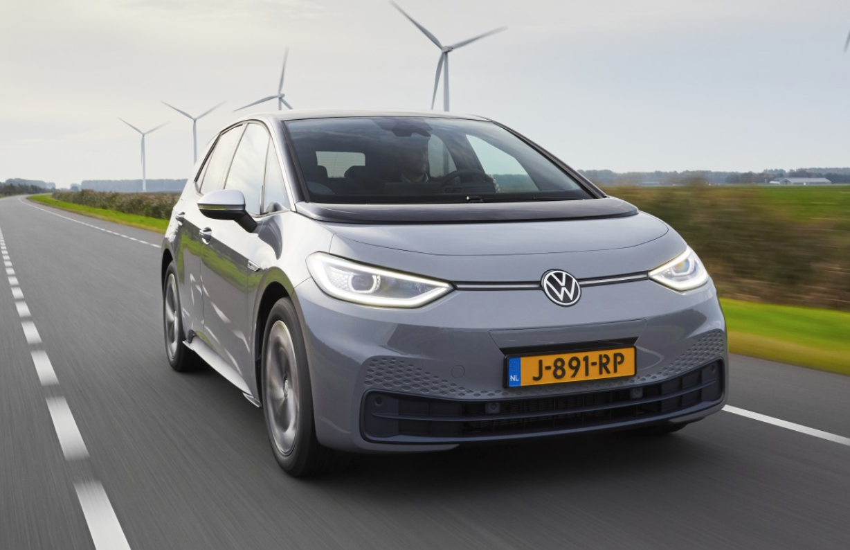 Volkswagen verdrievoudigt verkoop volledig elektrische auto's