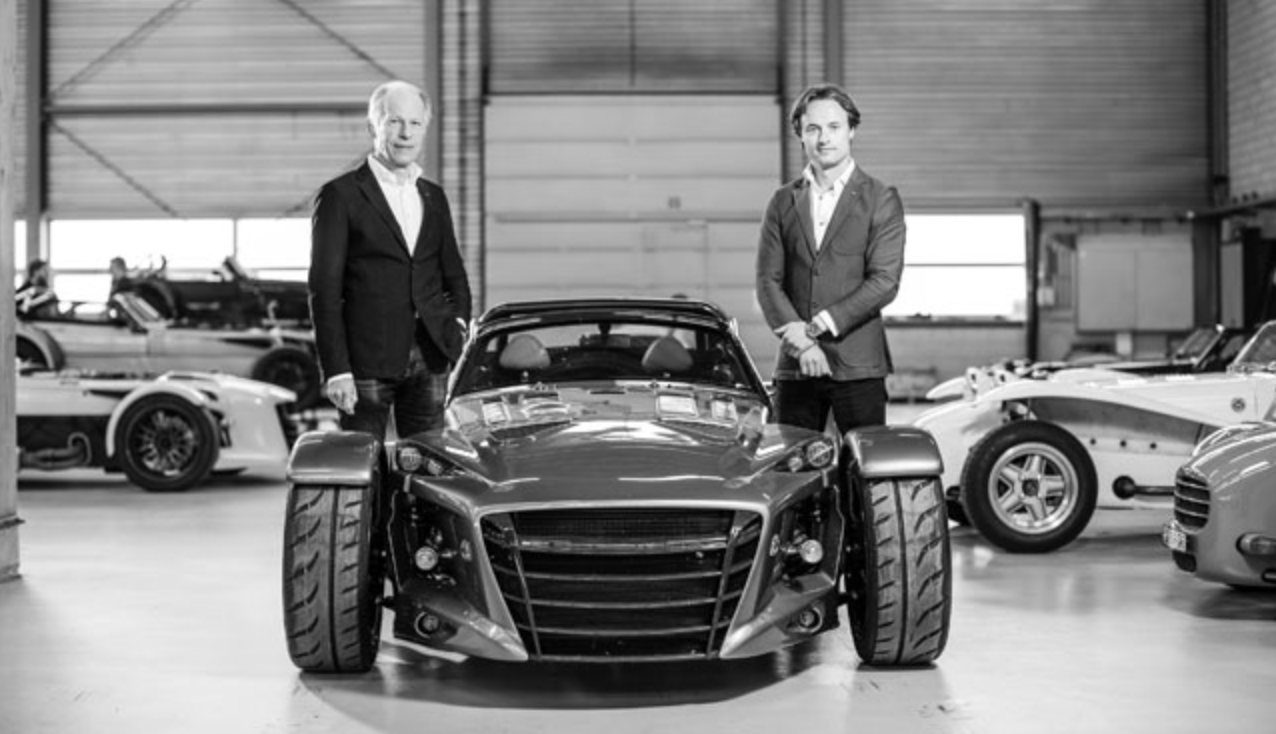 Joop Donkervoort treedt terug