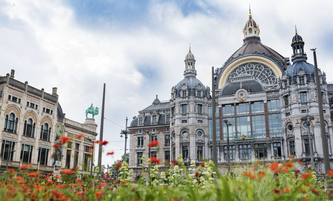 Eerlijke boekingssite Moonback nu ook van start in Antwerpen
