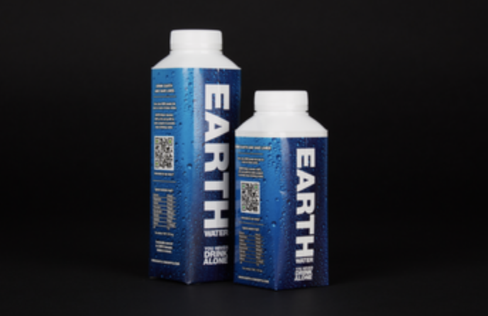 EARTH Water stopt volledig met plastic flesjes