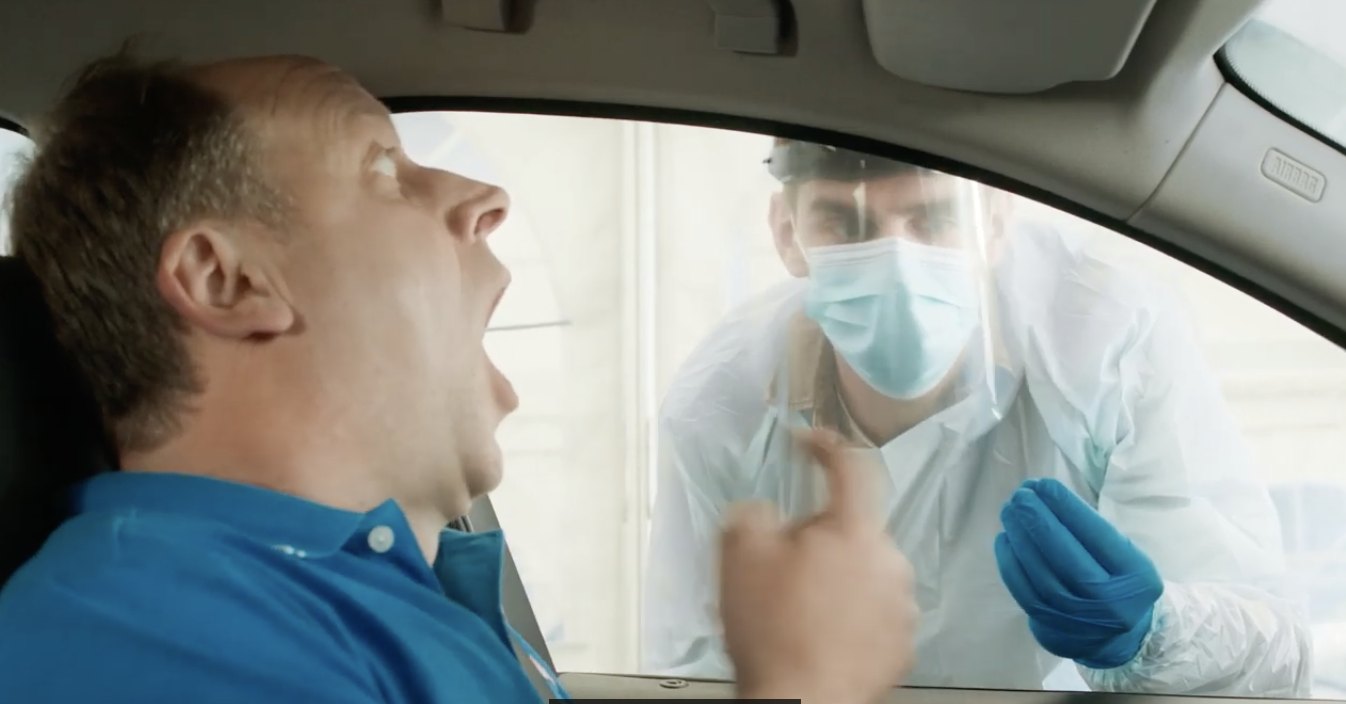 Ook in nieuwe mobiliteitscampagne van OHRA ontbreekt de knipoog niet