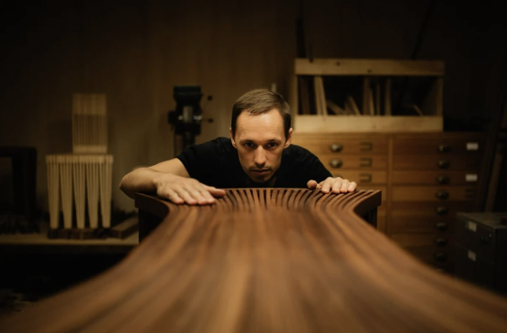 Meubelmaker Albert Potgieter winnaar 99 Days of Design