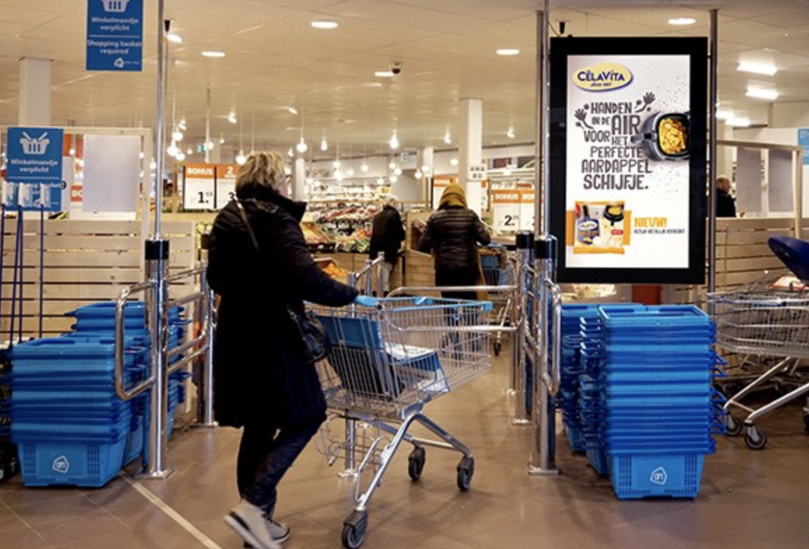 Exterion Media neemt digitale Supermarkt-netwerk van Centercom over