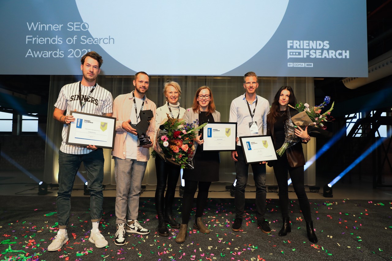 viaBOVAG.nl en HEMA winnaars Friends of Search Awards 2021